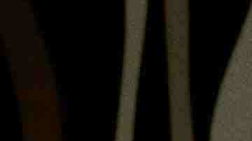 Shakira y Bizarrap posando.