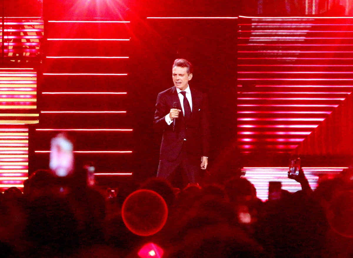 Padres de Paloma Cuevas, pareja de Luis Miguel, son hospitalizados de emergencia por neumonía y Covid-19