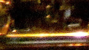 Luis Miguel actuando en un show.