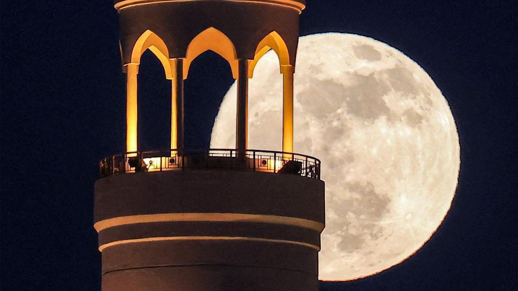 El increíble efecto de la Luna en la duración de los días terrestres
