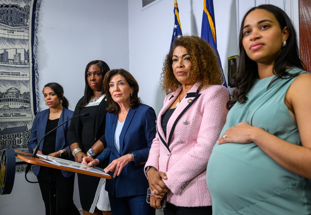 Anuncian $8 millones para combatir la mortalidad materna e infantil en El Bronx