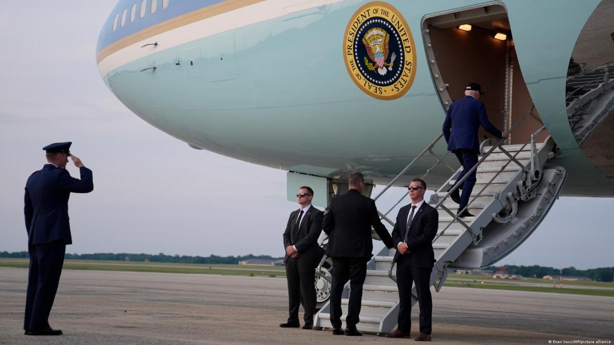 Biden se reunirá con Zelenski en Francia e Italia