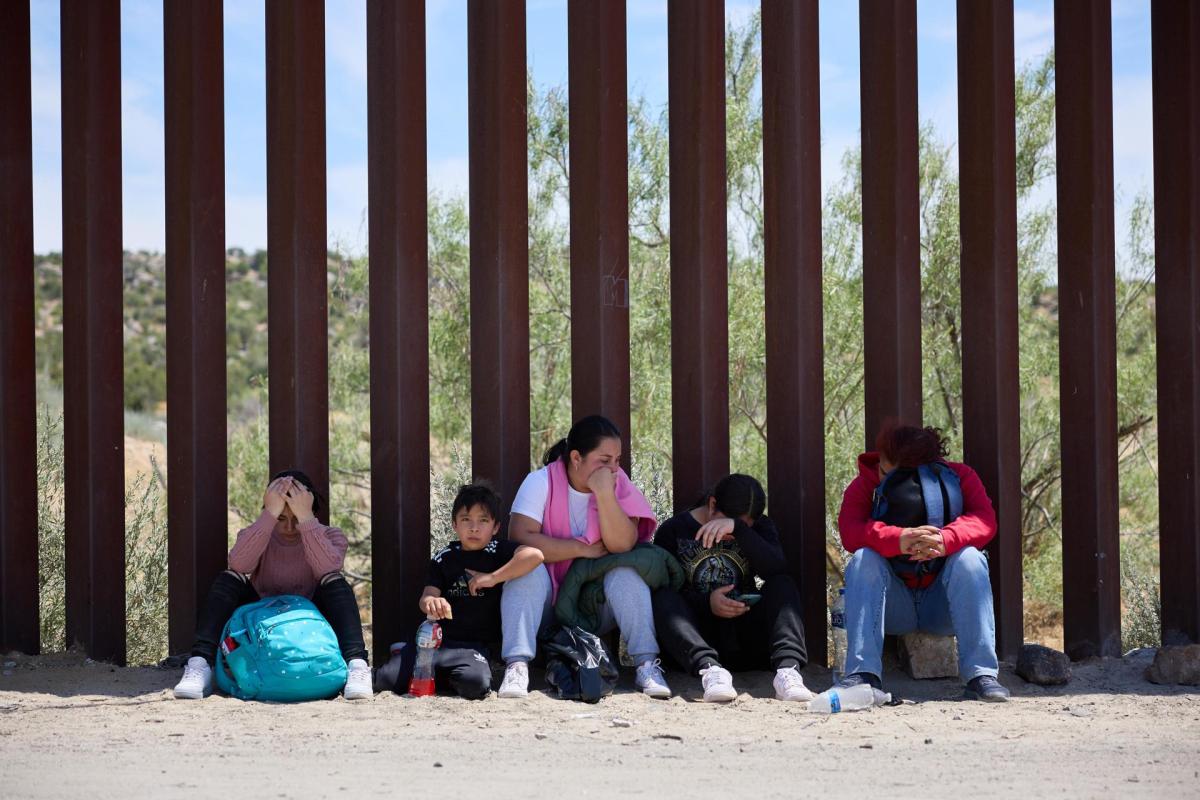 Buscan tumbar en corte la orden que restringe las solicitudes de asilo en frontera de EE.UU.