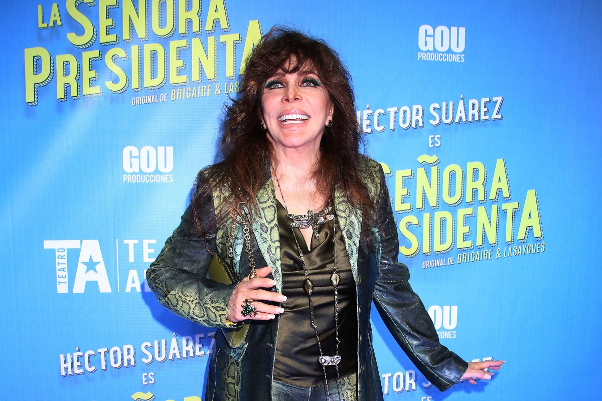 Verónica Castro fue hospitalizada de emergencia para realizarle una cirugía