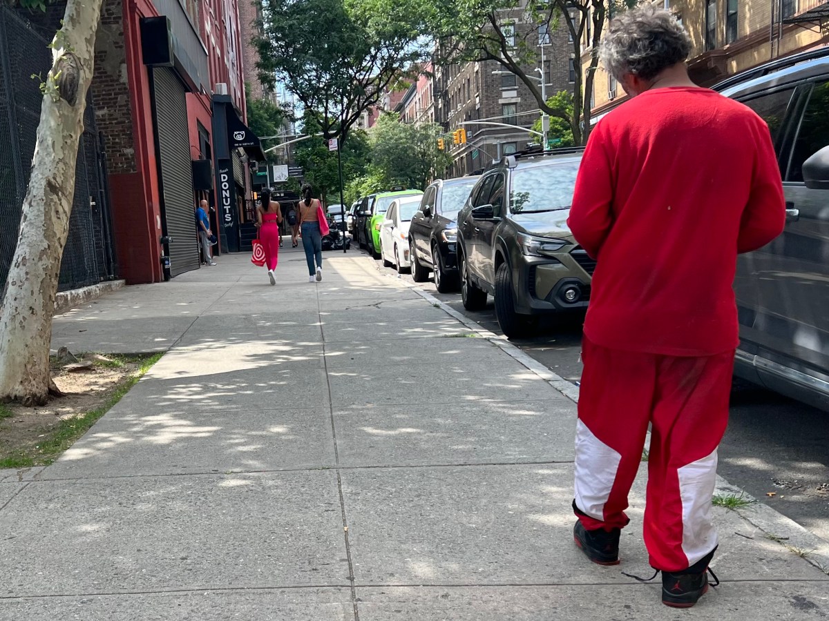 Drogadicción entre adultos mayores en NY va en aumento: piden inversión y no criminalización