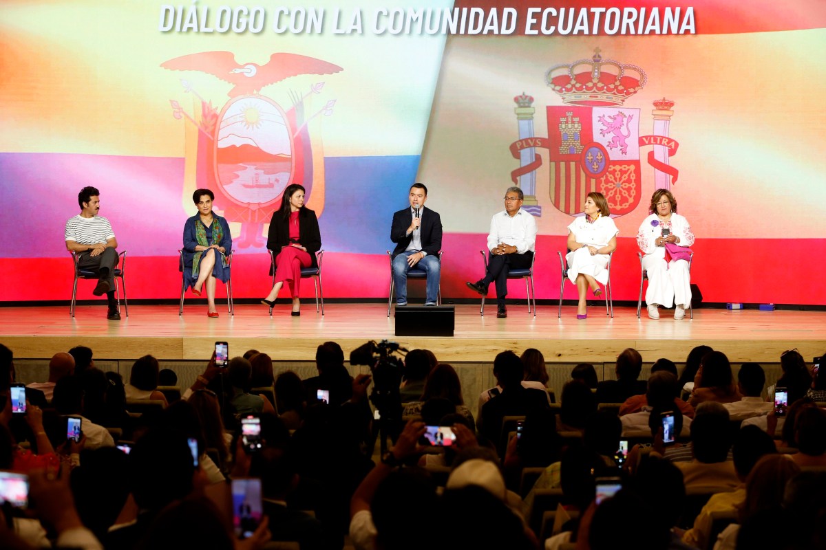 Daniel Noboa aseguró a migrantes en Madrid que los homicidios en Ecuador disminuyeron casi 50%