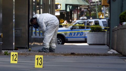 Amigos desconsolados lo identificaron como un gran revendedor de zapatos a punto de firmar el contrato de alquiler de una nueva tienda de la ciudad de Nueva York.