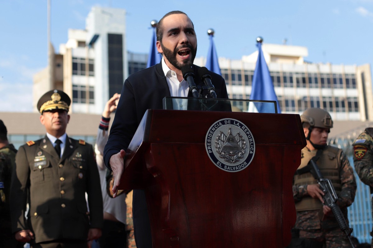 Nayib Bukele aseguró que la oración fue su mejor arma contra las pandillas en El Salvador