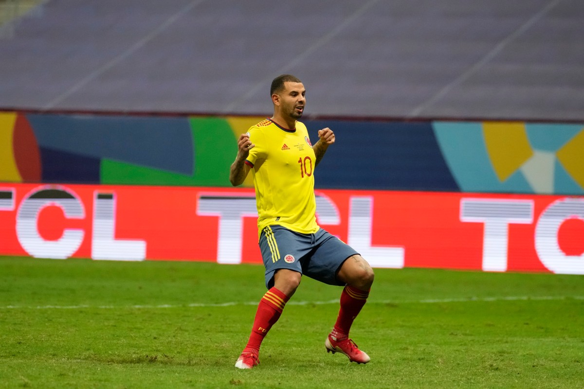 Atentan contra el futbolista de la selección de Colombia Edwin Cardona en intento de robo