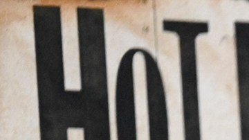 Henry Cavill y Natalie Viscuso.