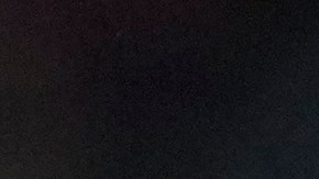 Kylian Mbappé sonríe durante un partido con el PSG en la Ligue 1.