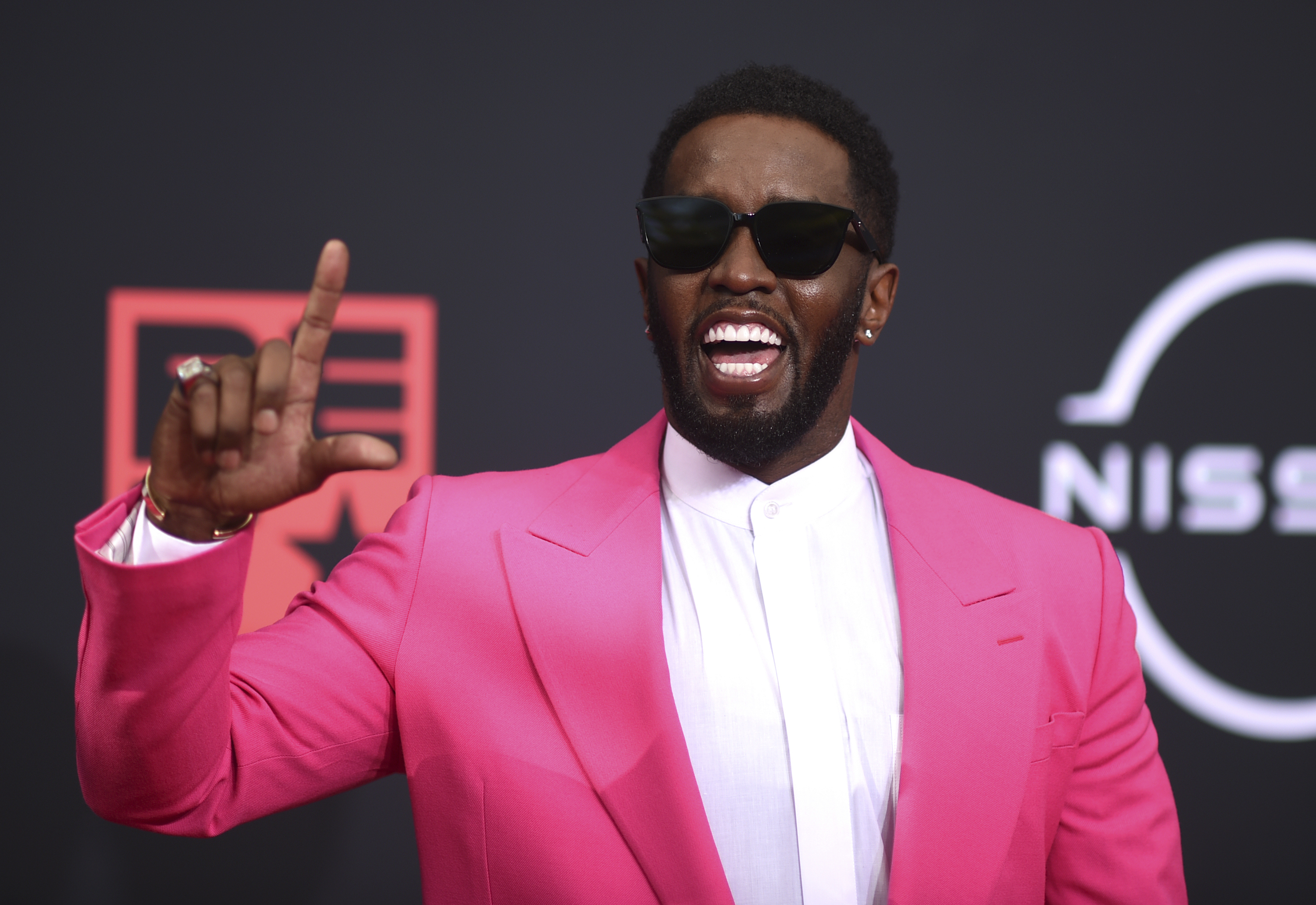 Exempleados De Sean 'Diddy' Combs Aseguran Que Vivieron Abusos ...