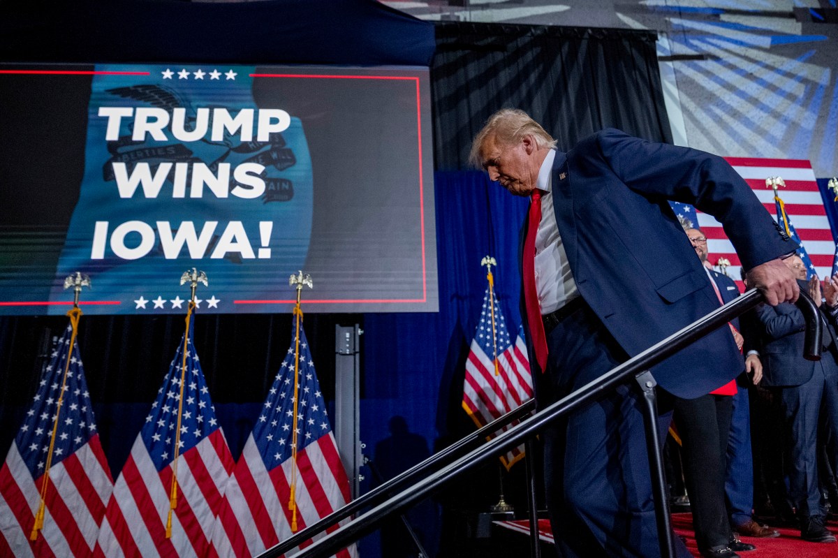 Trump supera a Biden por casi 20 puntos en Iowa, según una encuesta