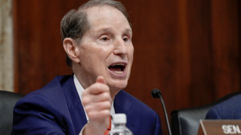 Ron Wyden