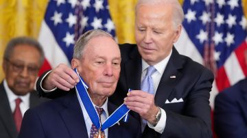 Michael Bloomberg, exalcalde de Nueva York, donó $20 millones de dólares para la campaña de Biden