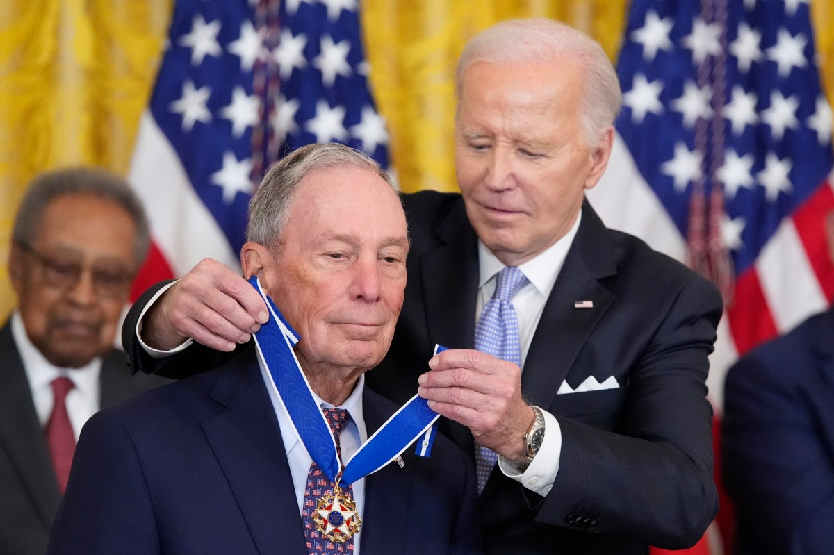 Michael Bloomberg, exalcalde de Nueva York, donó $20 millones de dólares para la campaña de Biden