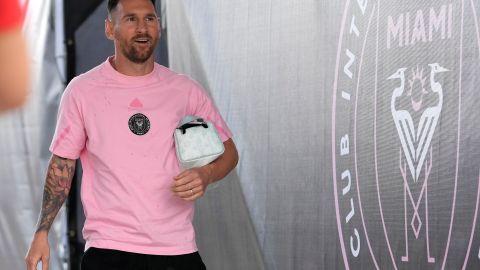 Lionel Messi durante su llegada a un entrenamiento del Inter Miami.