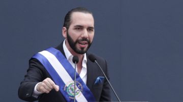 El Salvador: ¿por qué Nayib Bukele destituyó a 300 funcionarios de un ministerio?