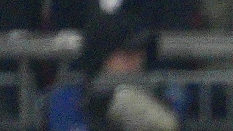 ¿Y la seguridad?: Tres aficionados saltaron al campo en la final de Champions