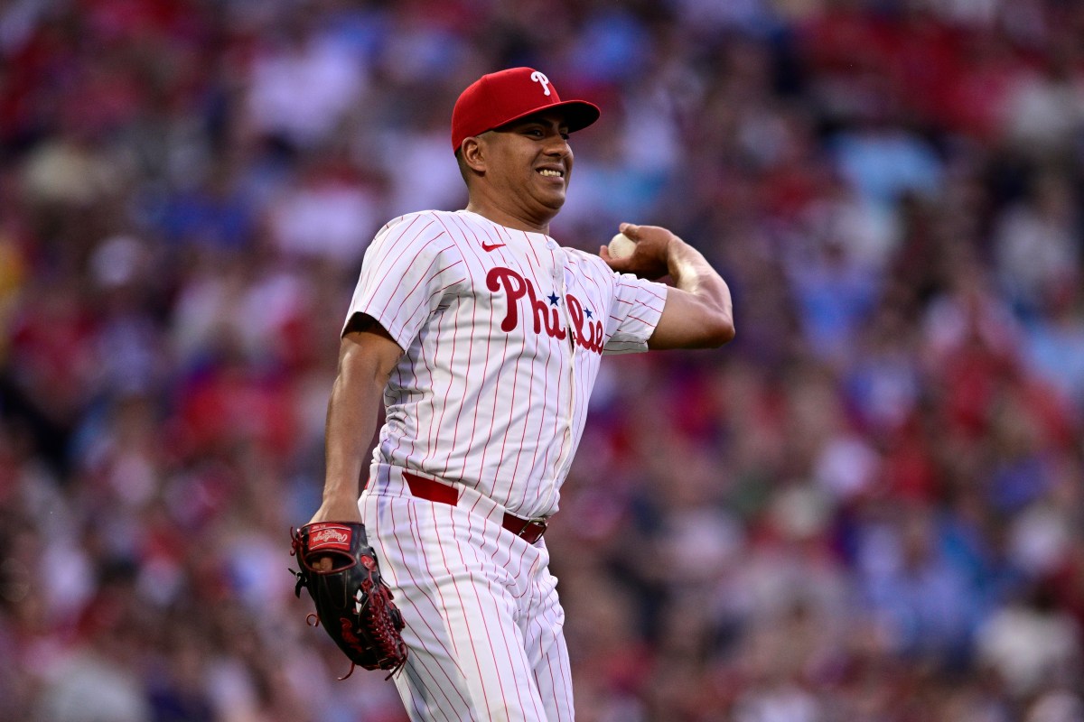 Venezolano Ranger Suárez alcanza su décima victoria tras despachar a Mets en la London Series [Video]