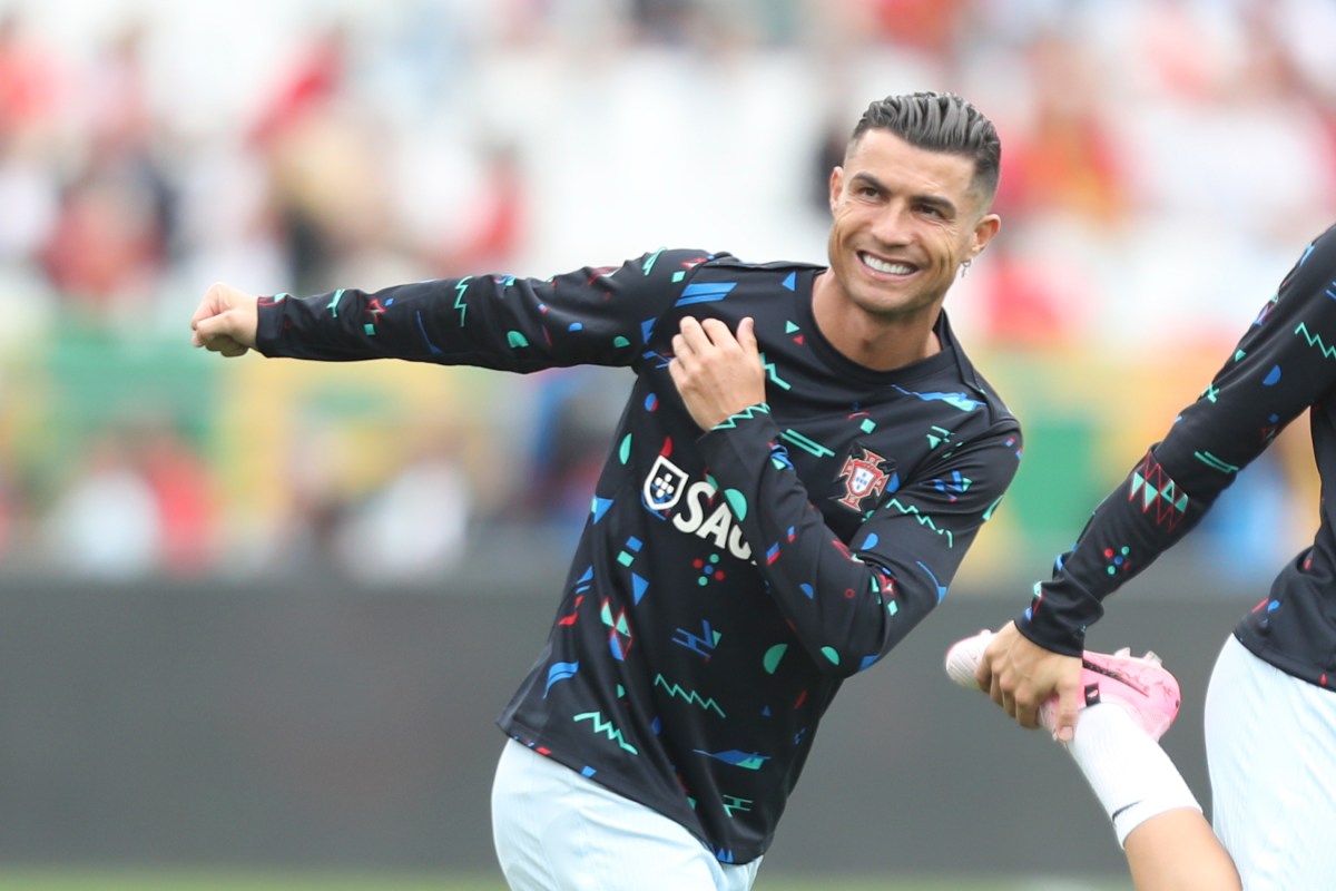Fanáticos pagan hasta $1,000 dólares por ver entrenamiento de Cristiano Ronaldo con Portugal