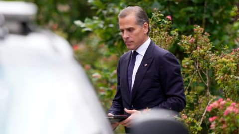 Hunter Biden enfrentará sentencia sobre tres cargos por el manejo ilegal de armas.