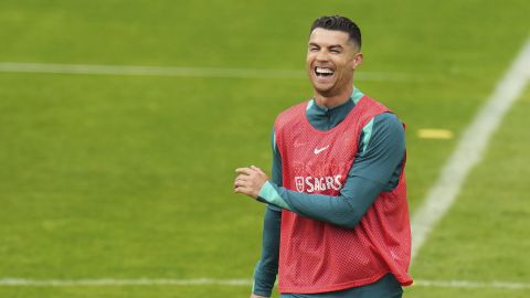 Cristiano Ronaldo durante un entrenamiento de la selección de Portugal en la Eurocopa 2024.