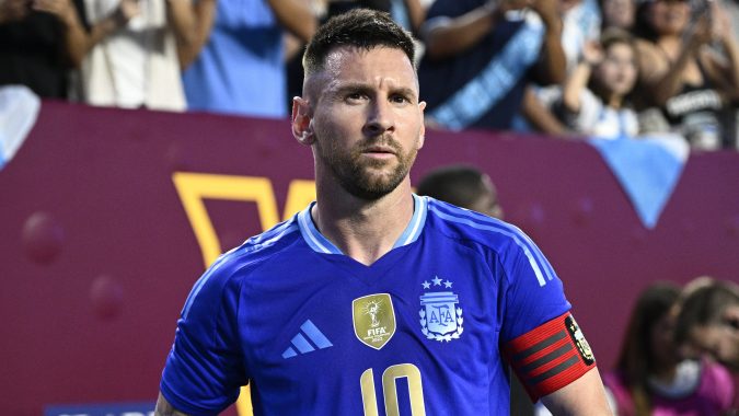 Doblete de Messi impulsa goleada de Argentina sobre Guatemala en duelo previo a la Copa América