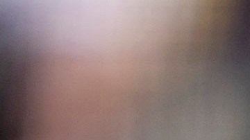 Mookie Betts se queja del dolor mientras es examinado por Dave Roberts y el cuerpo médico de Dodgers.