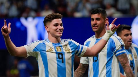 Argentina arrancó la Copa América con trabajada victoria