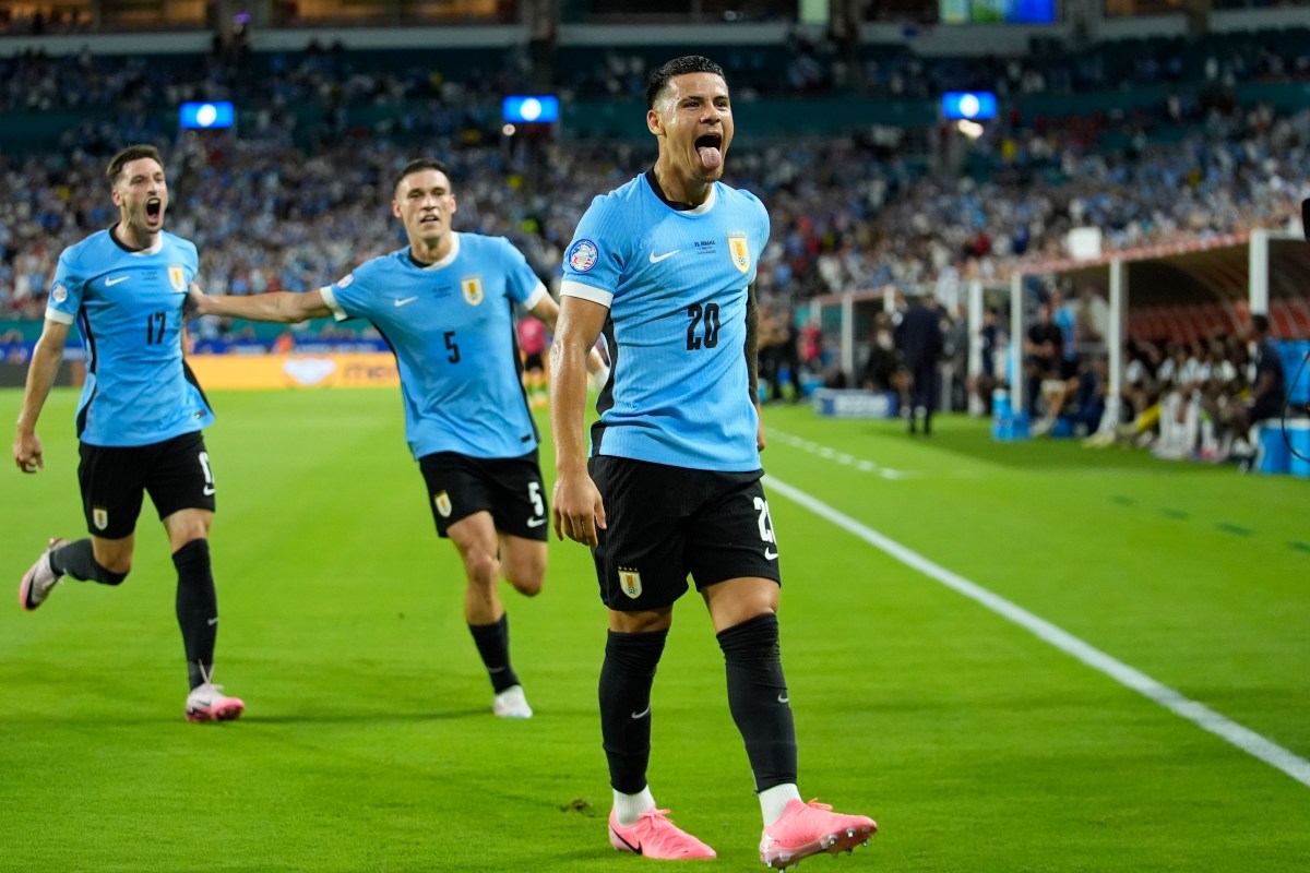 Golazo descomunal de Maximiliano Araújo lideró primer triunfo de Uruguay en Copa América ante Panamá