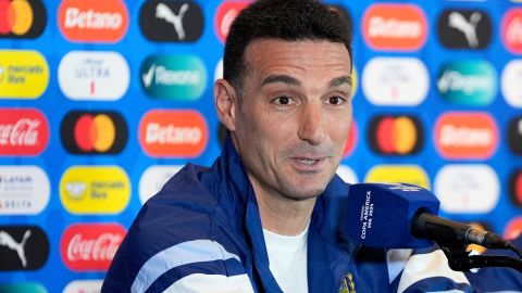 Lionel Scaloni durante una rueda de prensa como previa al duelo entre Argentina y Chile en Copa América.