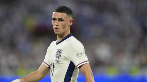 Phil Foden en el partido entre Inglaterra y Eslovenia.