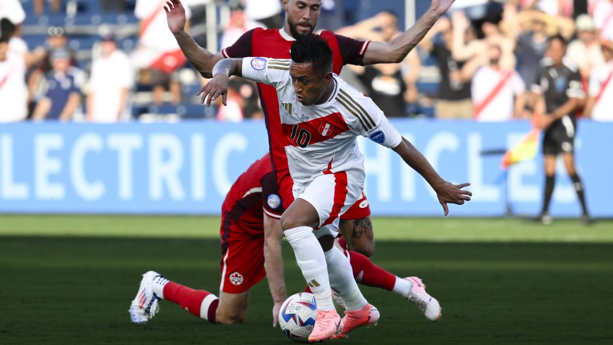 Christian Cueva es una de las grandes esperanzas de Perú para enfrentar a Argentina