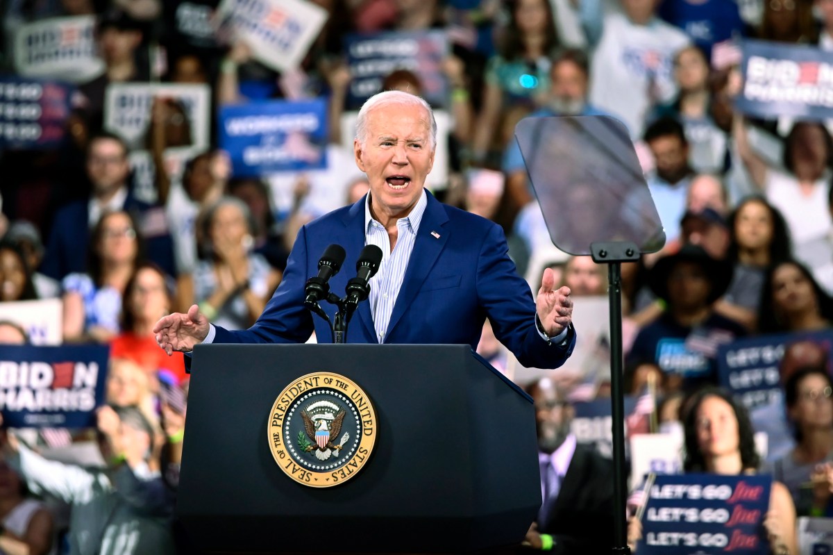 ¿Sustituirán a Biden como candidato demócrata tras el “terrible” debate? Su asesor responde