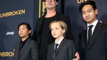 Brad Pitt con sus hijos Pax, Shiloh y Maddox.