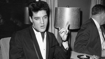 Elvis Presley protagonizó 'Live a Little, Love a Little'.