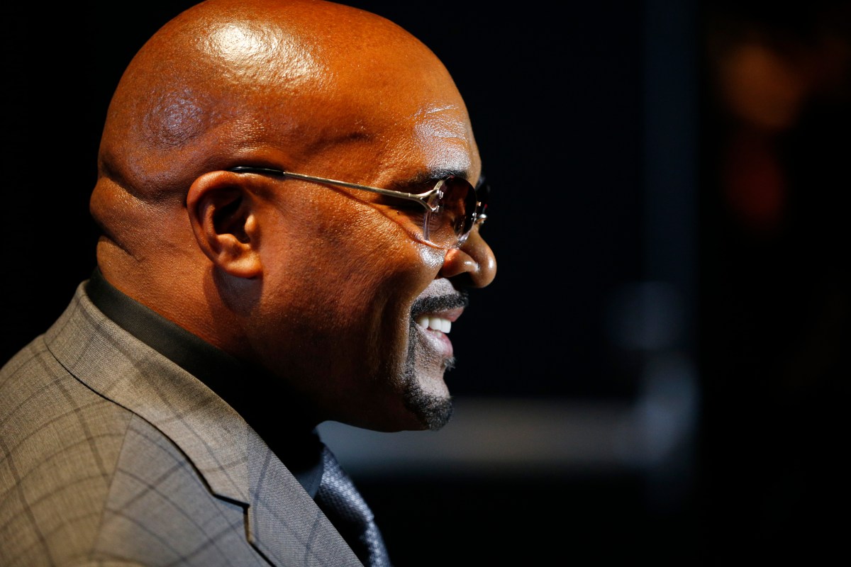 Leonard Ellerbe asegura que Canelo Álvarez no le tiene miedo a David Benavídez
