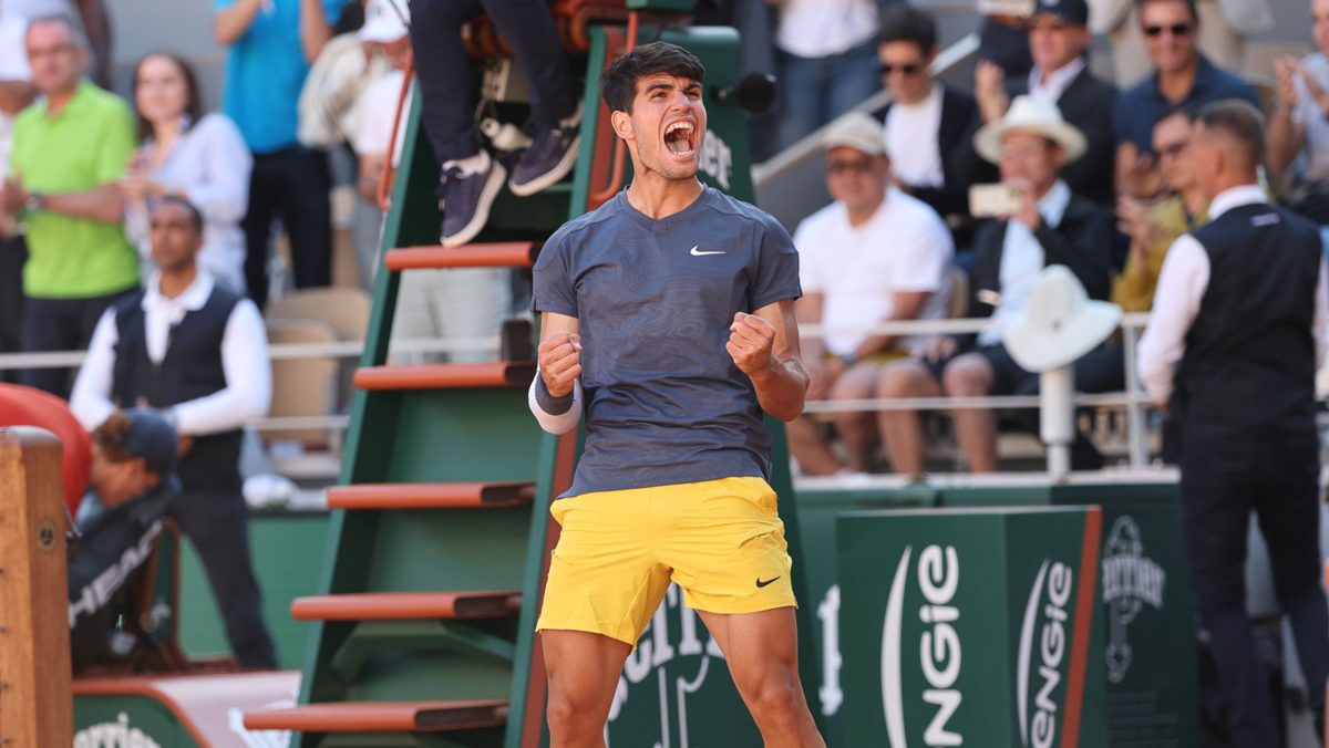 Carlos Alcaraz alcanza la gloria en Roland Garros tras vencer a Alexander Zverev