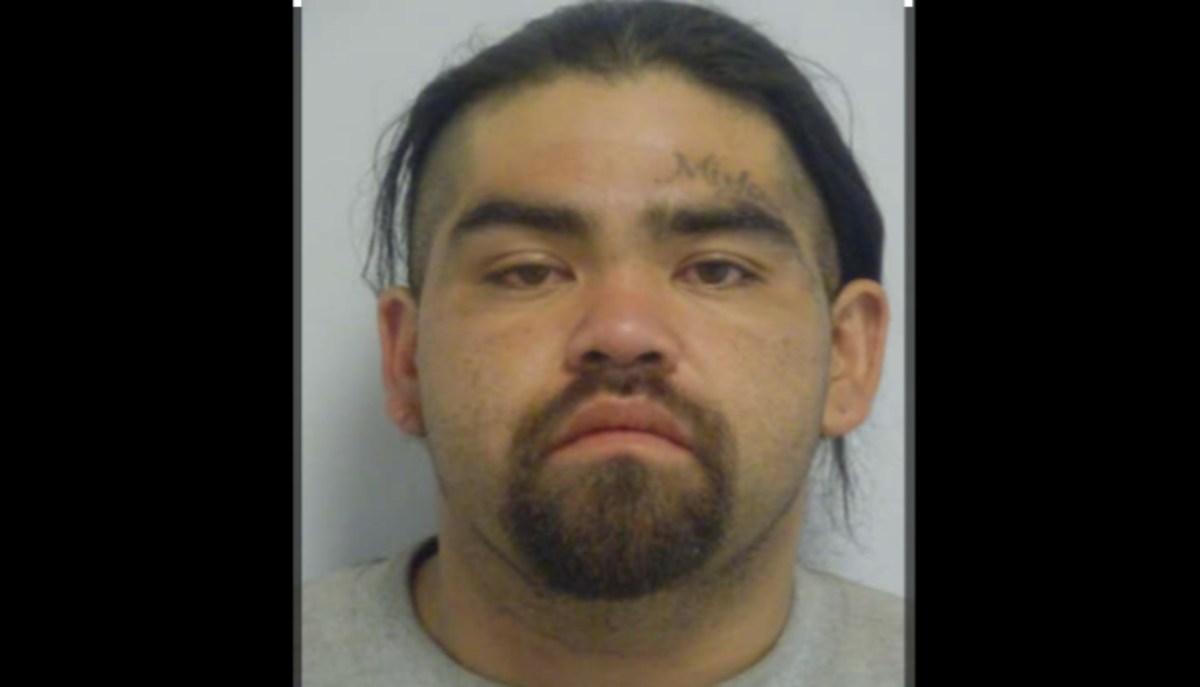 Exconvicto enfrenta cargos por la muerte de adolescente por sobredosis de fentanilo en California