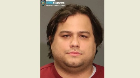 Además de su condena a prisión, Castillo Martínez, de 34 años, fue sentenciado a libertad supervisada de por vida.