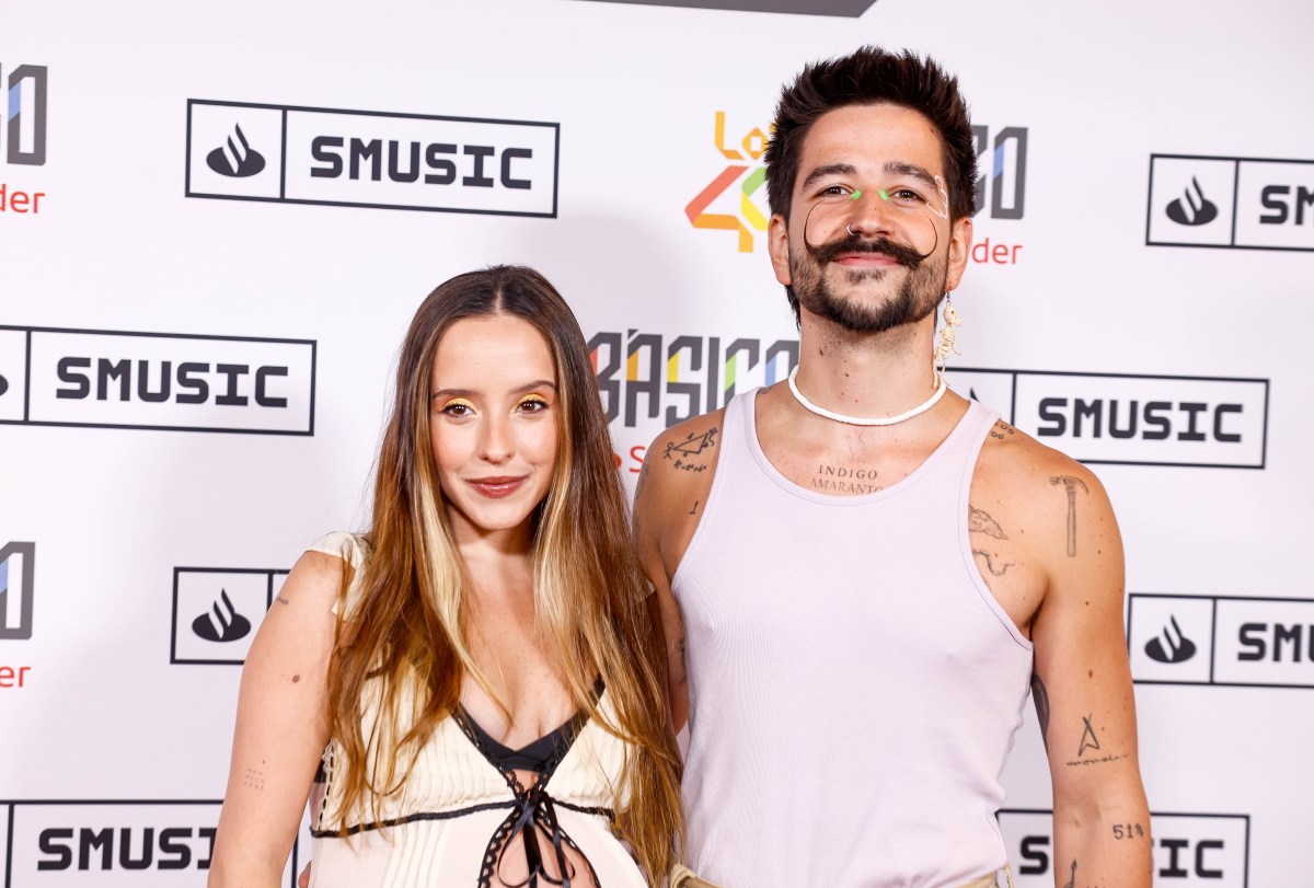 Hermosa: Evaluna Montaner luce su embarazo en la presentación de Camilo para ‘Los40 Básicos’