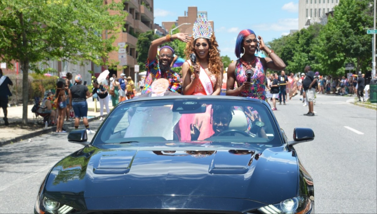 Varios heridos en evento del Orgullo en Baltimore al liberar agente químico y fuegos artificiales a la multitud