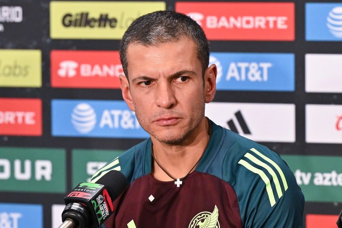 El entrenador mexicano Jaime Lozano.