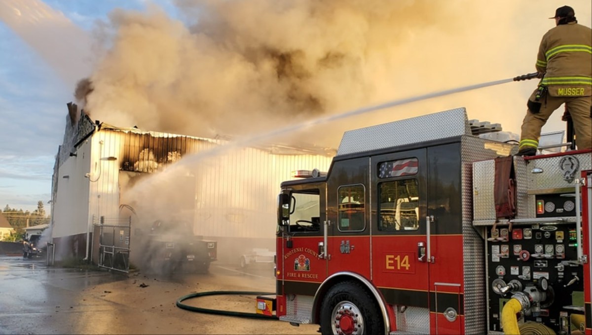 La policía de Idaho pierde millones de dólares en equipo y vehículos durante un incendio