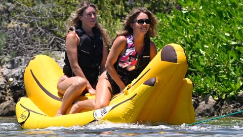 Sydney Sweeney tiene acceso a muchas comodidades y lujos en su residencia frente al mar.