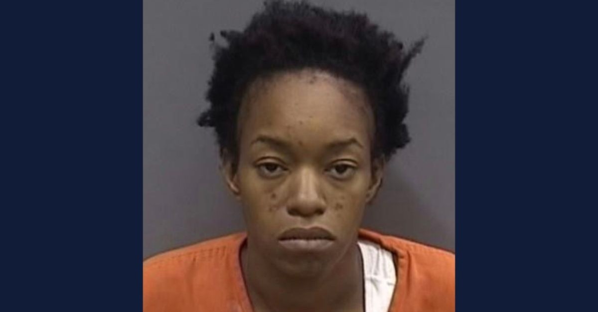 Madre de Florida le dio un biberón lleno de lejía a un bebé de 13 meses