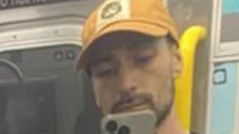 Bajo su alias de Domingo Díaz, cumplió condena de seis años de cárcel tras ser sorprendido con un arma de fuego en Harlem.