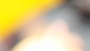 Lupillo Rivera se quebranta durante la develación de la estrella póstuma de Jenni Rivera en El Paseo de la Fama de Hollywood.