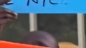 Activistas tomaron la sede de la Alcaldía este viernes.